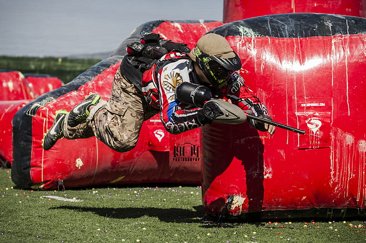 Players celebrating after a round